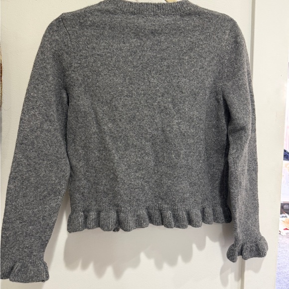 Zara Gray Crewneck Button-Front Scallop Hem Cardigan - Picture 4 of 5
